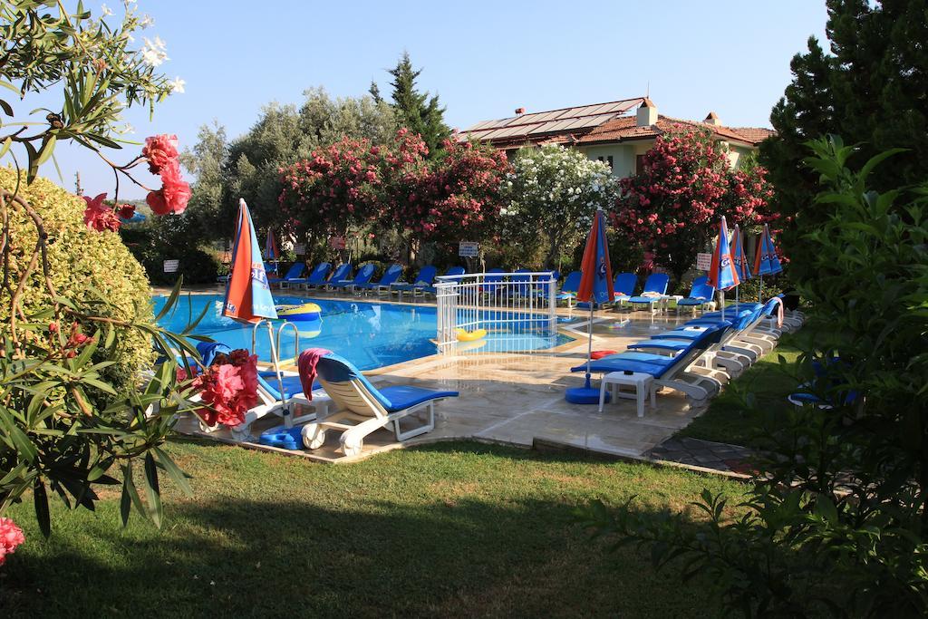 Gorkem Hotel & Apartments Oludeniz Exterior photo