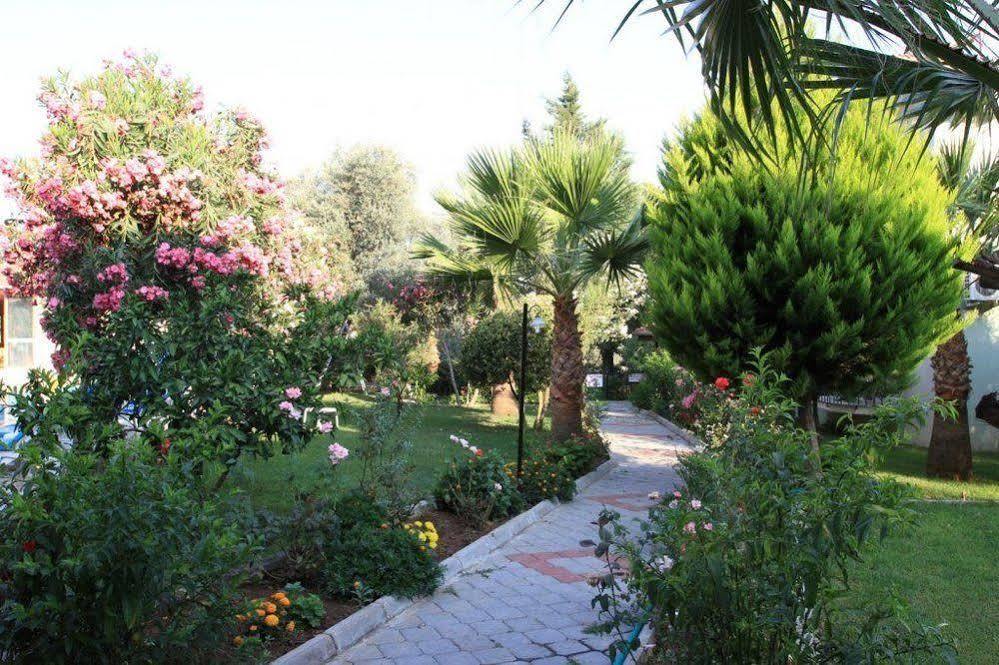 Gorkem Hotel & Apartments Oludeniz Exterior photo